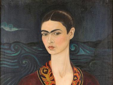 1926 - Self-portrait-in-a-velvet-dress - Frida-Kahlo